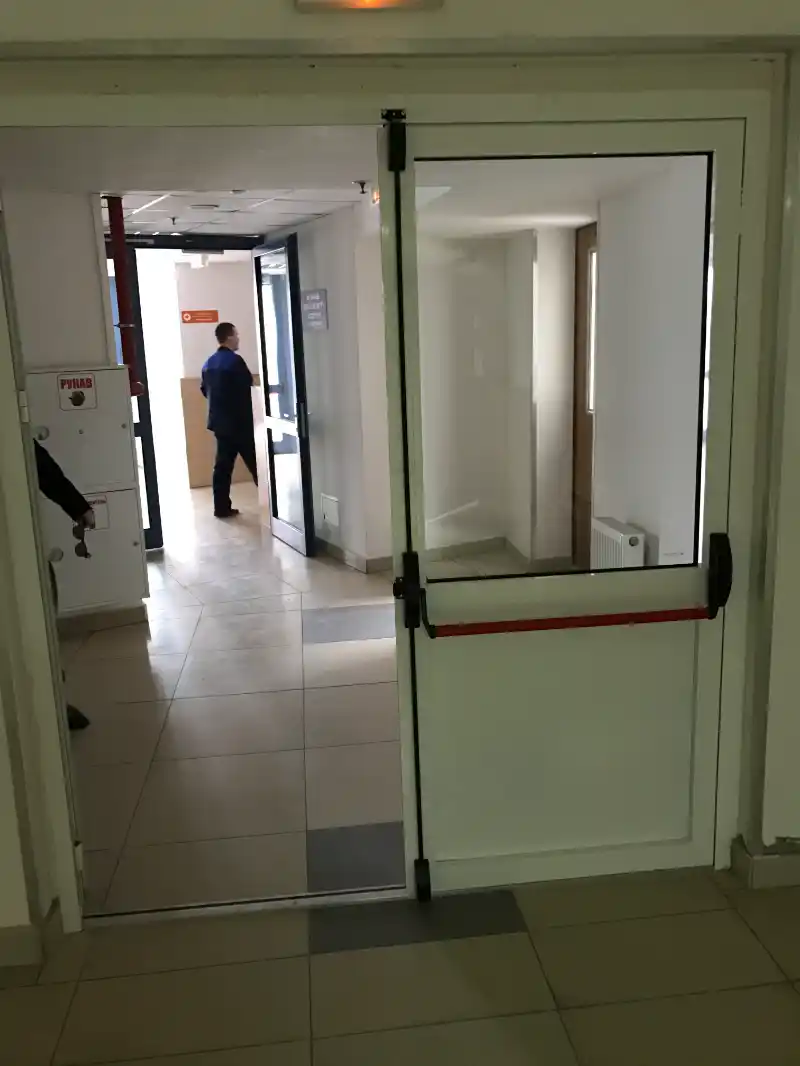 Система Антипаника на огнестойкой двери